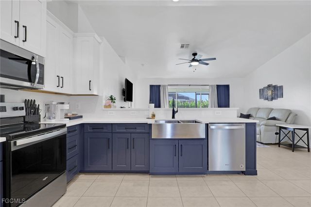 1110 NE 6th PL, Cape Coral, FL 33909