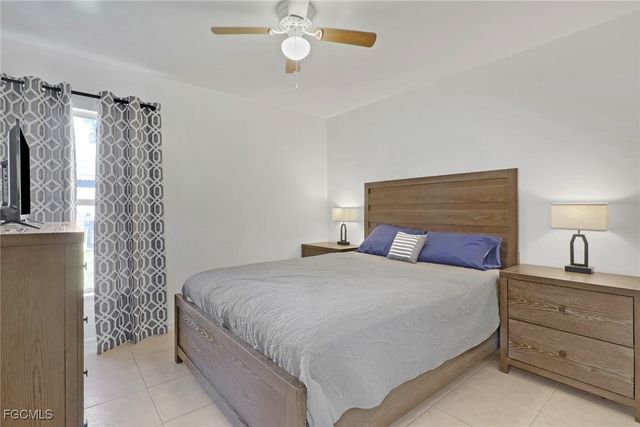 1110 NE 6th PL, Cape Coral, FL 33909