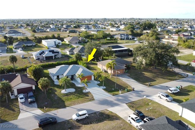 1110 NE 6th PL, Cape Coral, FL 33909