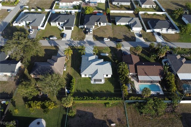 1110 NE 6th PL, Cape Coral, FL 33909