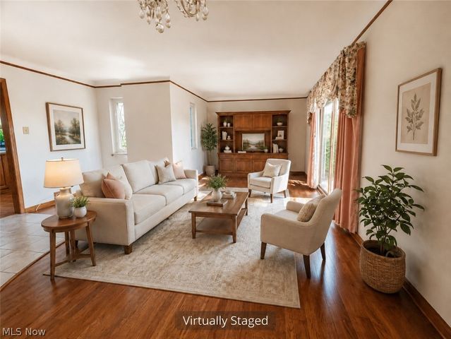 1359 W Sprague Road, Broadview Heights, OH 44147