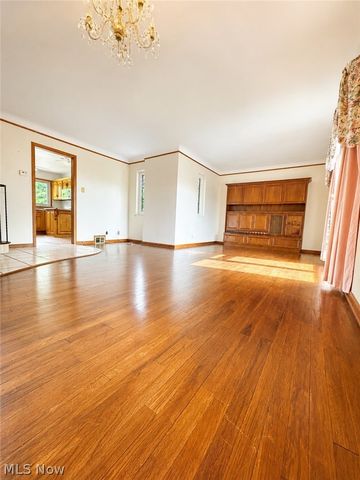 1359 W Sprague Road, Broadview Heights, OH 44147