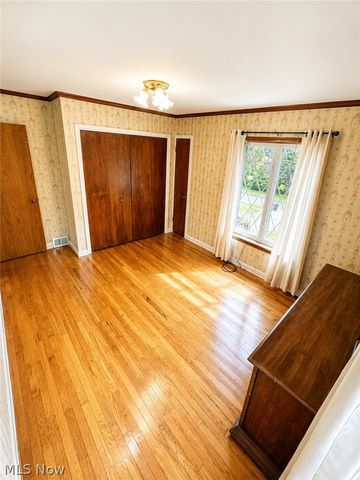 1359 W Sprague Road, Broadview Heights, OH 44147