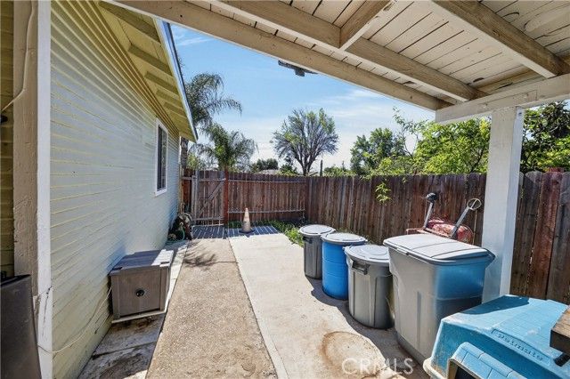 835 E Nocta, Ontario, CA 91764