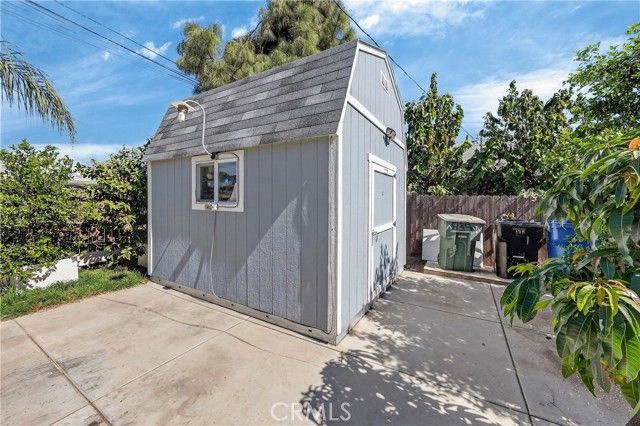 835 E Nocta, Ontario, CA 91764