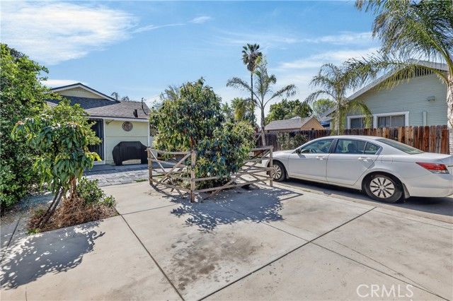 835 E Nocta, Ontario, CA 91764