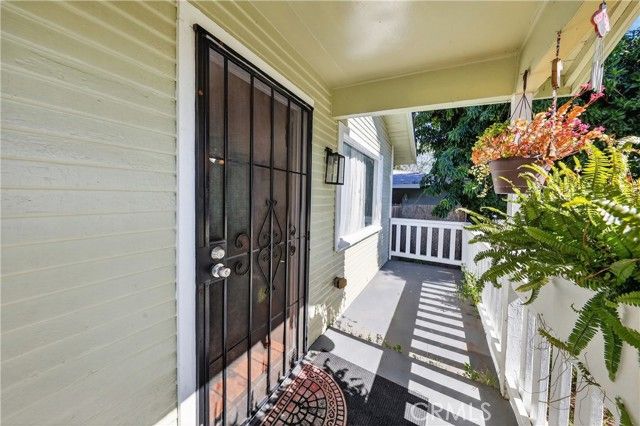 835 E Nocta, Ontario, CA 91764