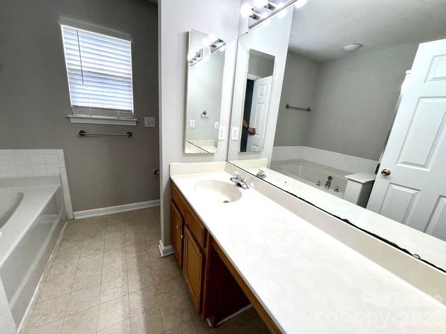 3519 Balsam Tree Drive, Charlotte, NC 28269