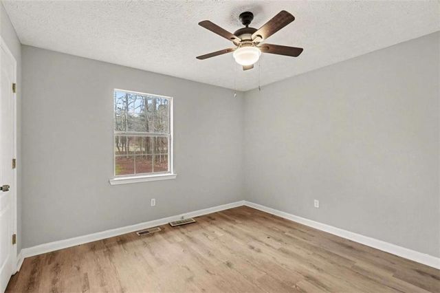 253 Ruth Drive, Newnan, GA 30265