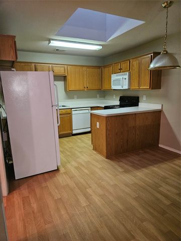 701 Sunflower Lane, Cedar Hill, TX 75104