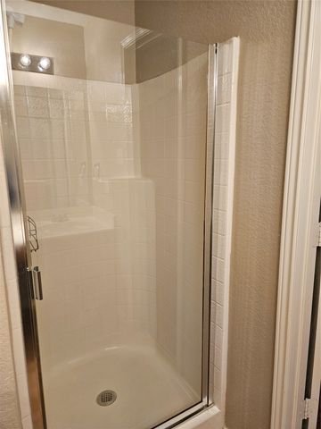 701 Sunflower Lane, Cedar Hill, TX 75104