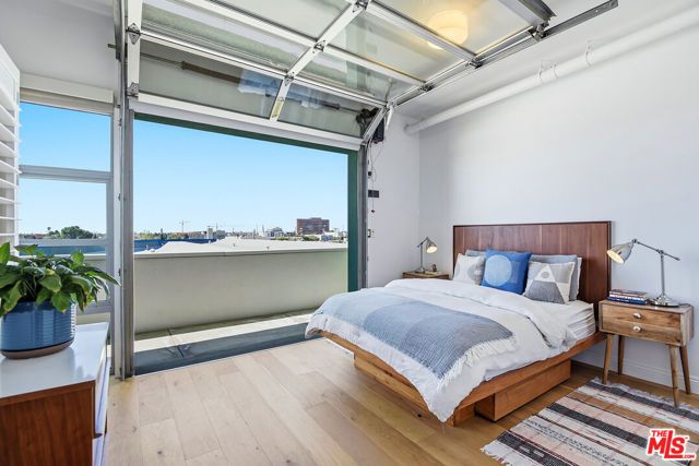 11500 Tennessee Avenue 324, Los Angeles, CA 90064