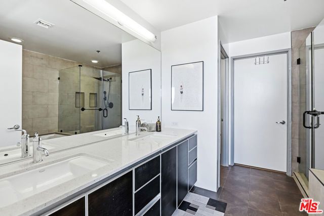 11500 Tennessee Avenue 324, Los Angeles, CA 90064