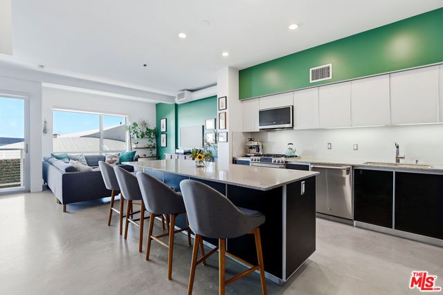 11500 Tennessee Avenue 324, Los Angeles, CA 90064