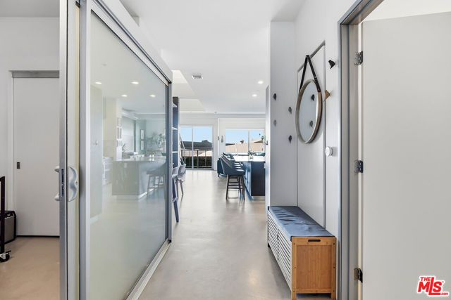 11500 Tennessee Avenue 324, Los Angeles, CA 90064