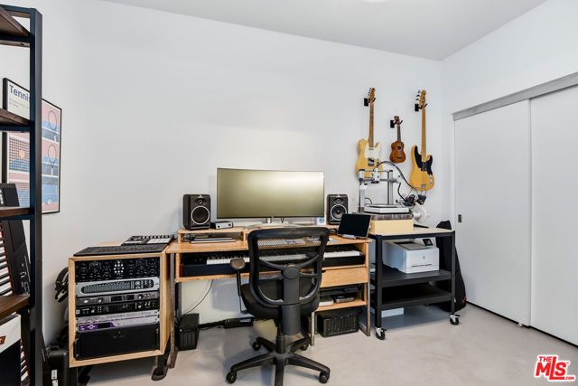 11500 Tennessee Avenue 324, Los Angeles, CA 90064