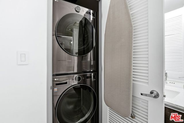 11500 Tennessee Avenue 324, Los Angeles, CA 90064