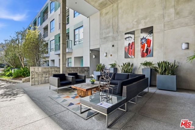 11500 Tennessee Avenue 324, Los Angeles, CA 90064