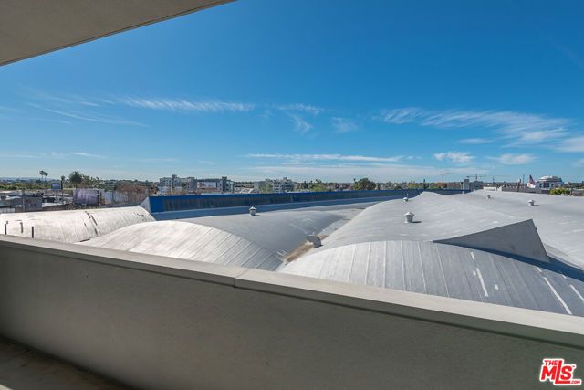 11500 Tennessee Avenue 324, Los Angeles, CA 90064