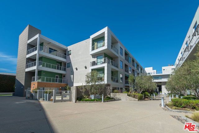 11500 Tennessee Avenue 324, Los Angeles, CA 90064
