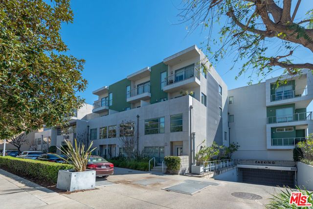 11500 Tennessee Avenue 324, Los Angeles, CA 90064