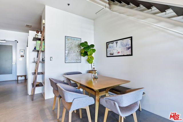 11500 Tennessee Avenue 324, Los Angeles, CA 90064