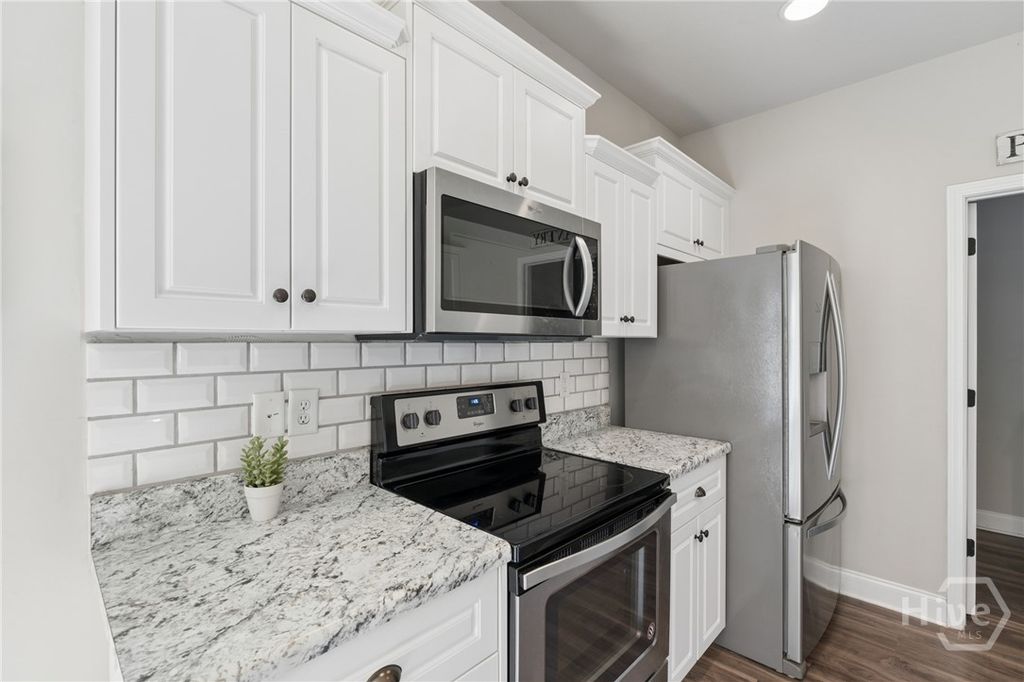 Image 11 of property listing at 185 Willow Drive, Guyton, GA 31312