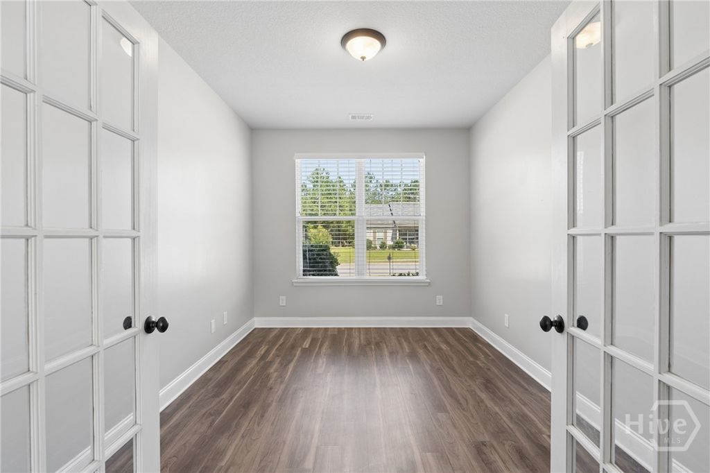 Image 15 of property listing at 185 Willow Drive, Guyton, GA 31312