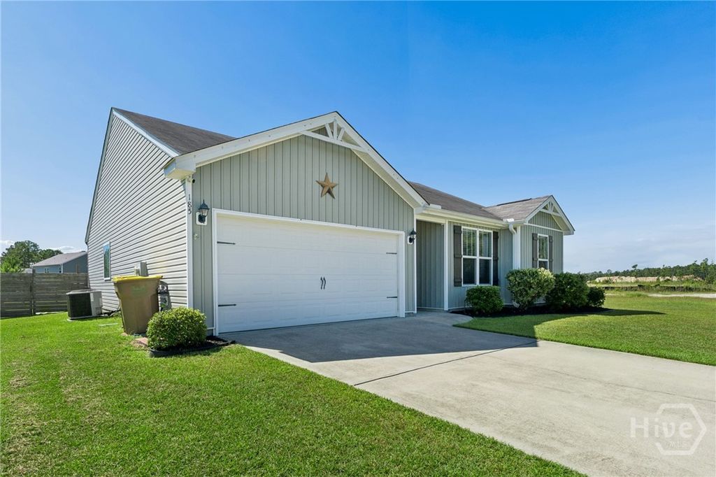 Image 2 of property listing at 185 Willow Drive, Guyton, GA 31312
