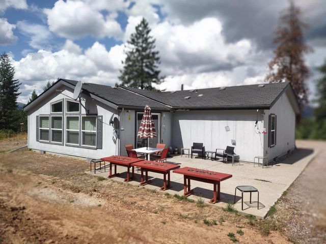 5105 Rose Hill Rd, Springdale, WA 99173