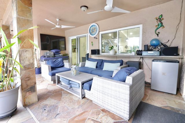7801 NW 85TH Avenue, Tamarac, FL 33321