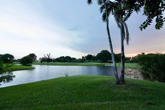 7801 NW 85TH Avenue, Tamarac, FL 33321