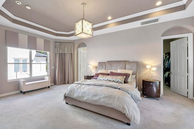 6015 Pinewood Avenue, Parkland, FL 33067