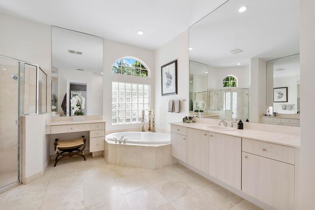 6015 Pinewood Avenue, Parkland, FL 33067