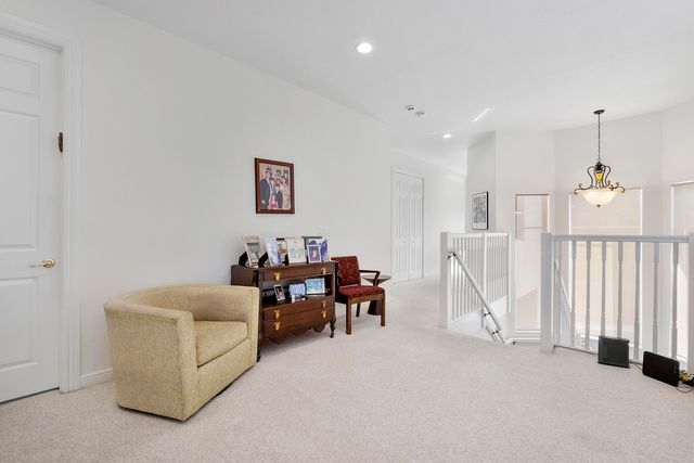 6015 Pinewood Avenue, Parkland, FL 33067