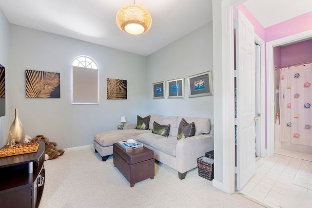 6015 Pinewood Avenue, Parkland, FL 33067