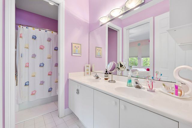 6015 Pinewood Avenue, Parkland, FL 33067