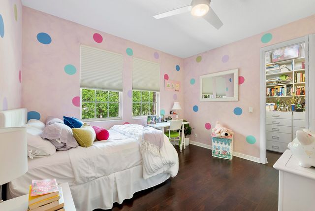 6015 Pinewood Avenue, Parkland, FL 33067