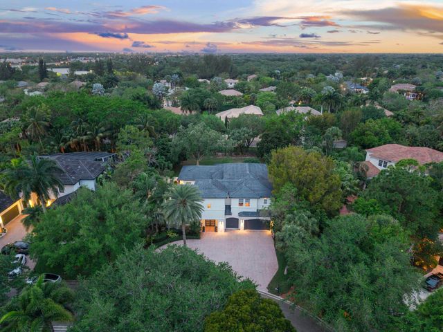 6015 Pinewood Avenue, Parkland, FL 33067