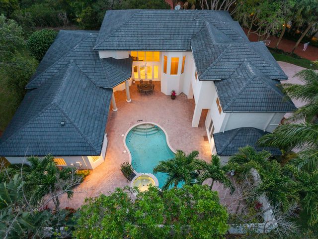 6015 Pinewood Avenue, Parkland, FL 33067