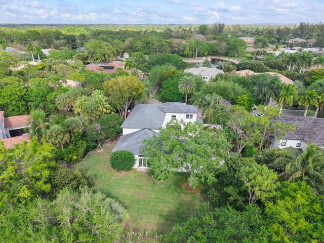 6015 Pinewood Avenue, Parkland, FL 33067