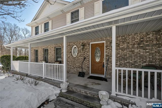 12 Catherine Terrace, Park Ridge, NJ 07656