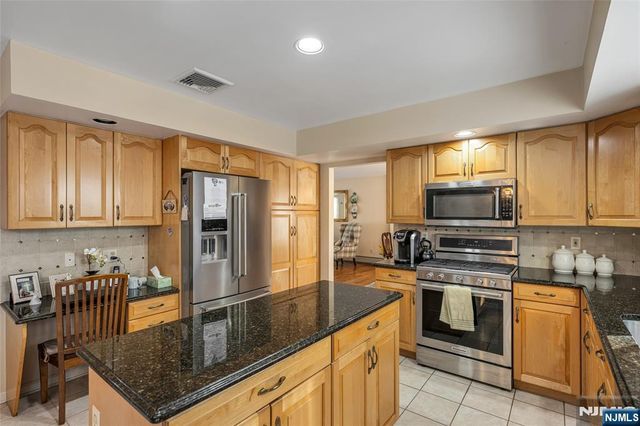 12 Catherine Terrace, Park Ridge, NJ 07656