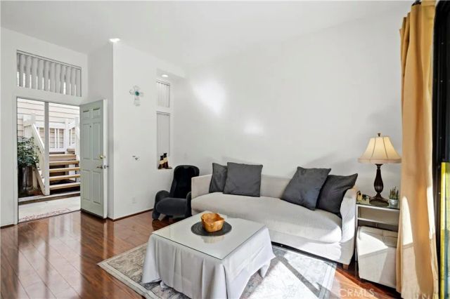 4900 N Grand Avenue 215, Covina, CA 91724