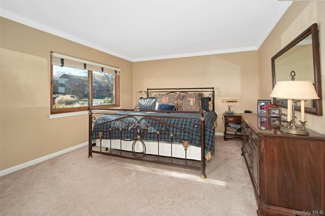 21 Waters Edge 21, Rye, NY 10580