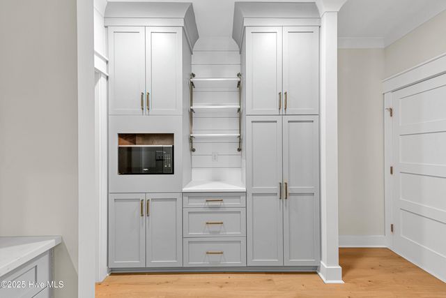 313 Barnes Street, Emerald Isle, NC 28594