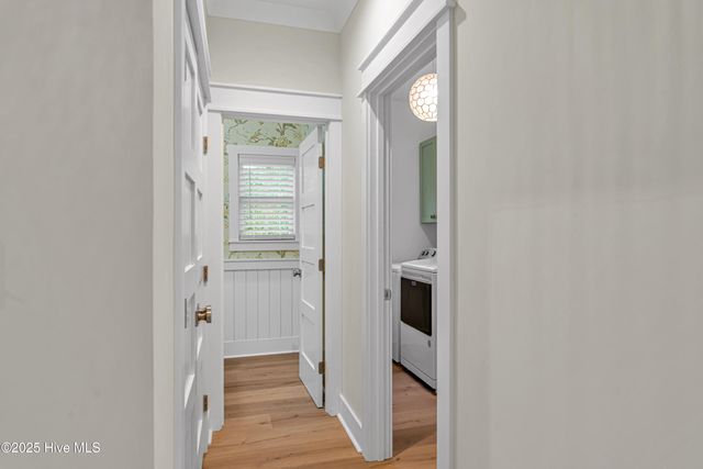 313 Barnes Street, Emerald Isle, NC 28594