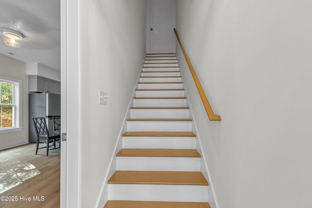 313 Barnes Street, Emerald Isle, NC 28594