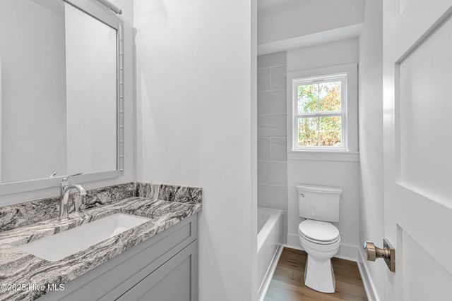 313 Barnes Street, Emerald Isle, NC 28594