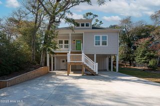 313 Barnes Street, Emerald Isle, NC 28594